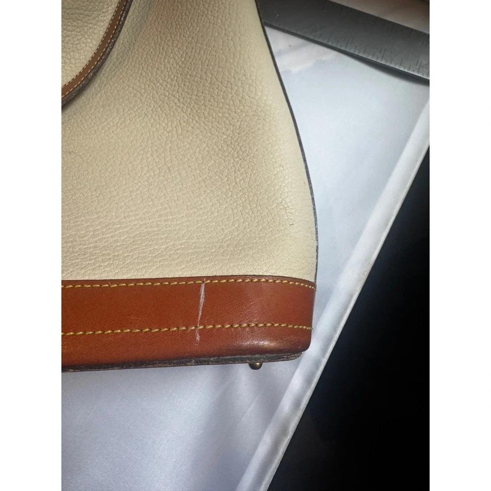 Vintage Dooney & Bourke All Weather Leather Hobo Bag Cream Tan USA  Quiet Luxury